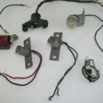 6pc Lamp Base Socket Lot