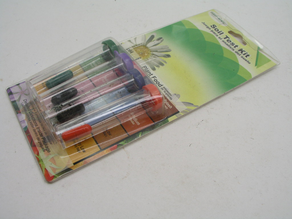 OLYMPUS DIGITAL CAMERA Soil PH & Nutrients Test Kit, Ferry Morse - Image 1