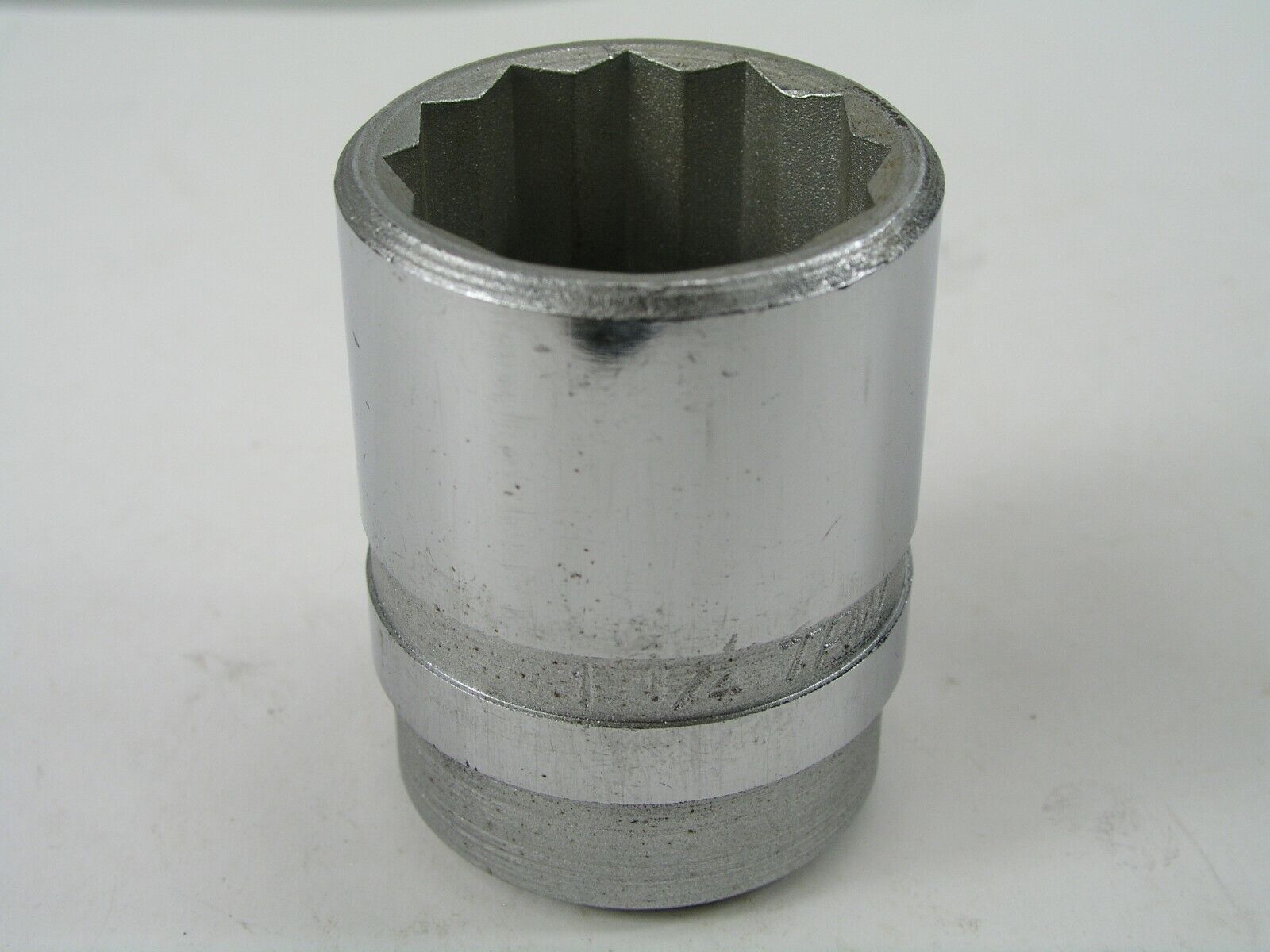 37 1-1/4" 3/4" Drive 12pt Socket, TRW - Image 1