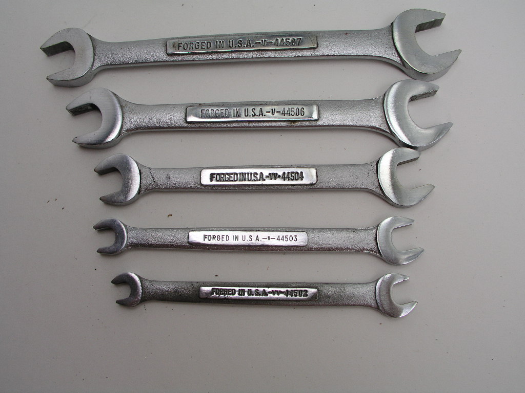 OLYMPUS DIGITAL CAMERA 5pc Metric Double Open End Wrench Set, Craftsman 6mm-15mm - Image 1
