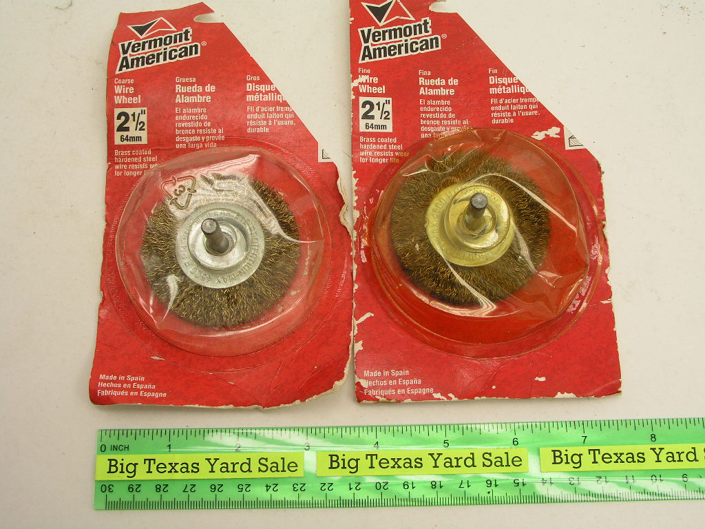 OLYMPUS DIGITAL CAMERA 2pcs 2-1/2" OD 1/4" Shank Wire Wheels - Image 1