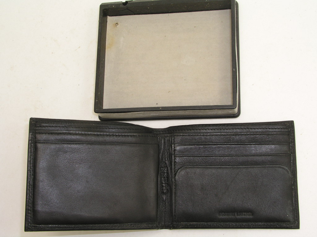 OLYMPUS DIGITAL CAMERA Guess Genuine Leather Bi-Fold Wallet - Image 1